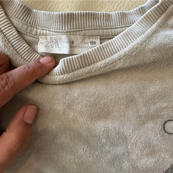 Bundle of boy button down shorts Zara, little co., and old navy - Picture 15 of 15